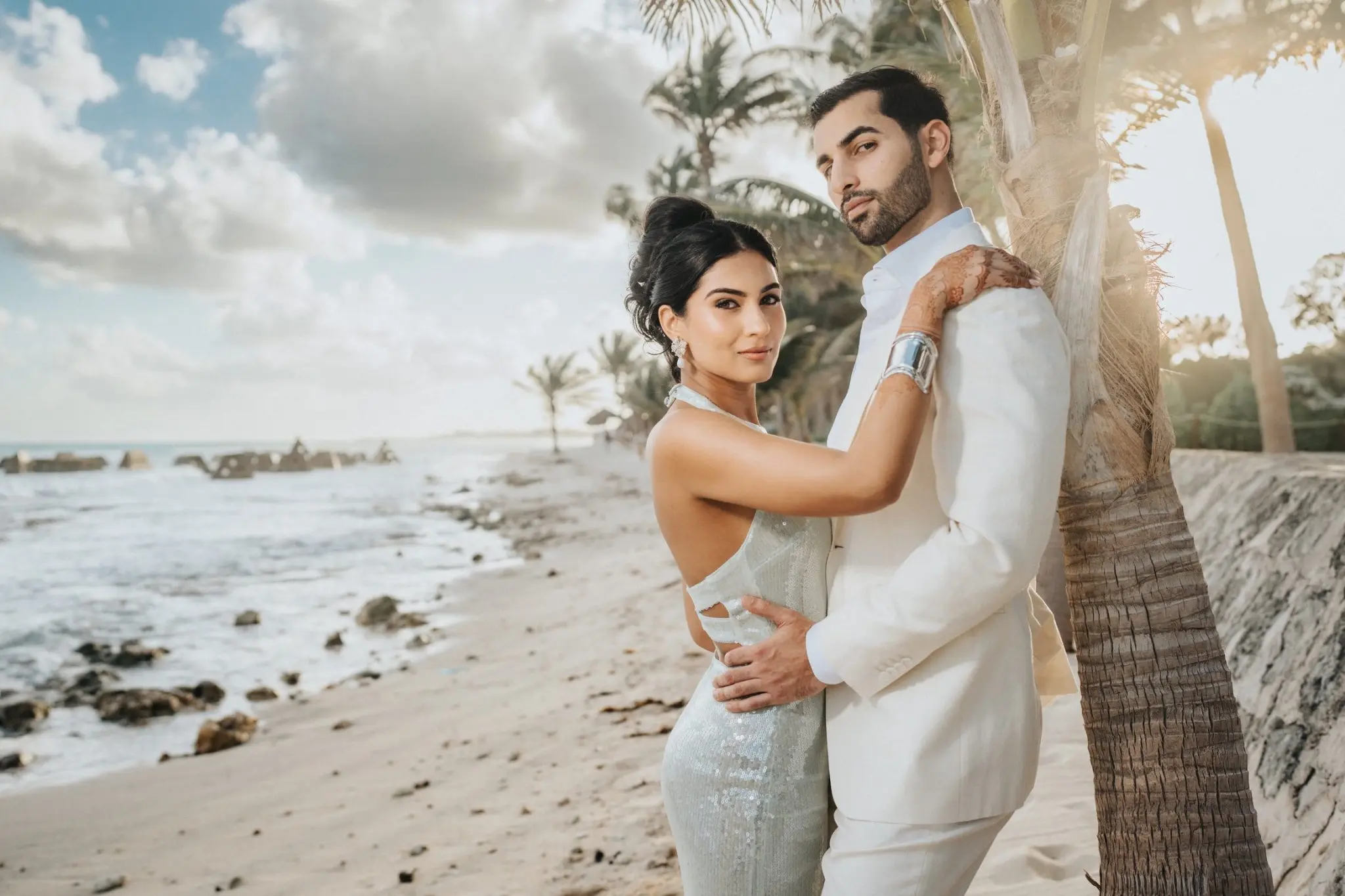 Couple pose for photos at the beautiful riviera Maya