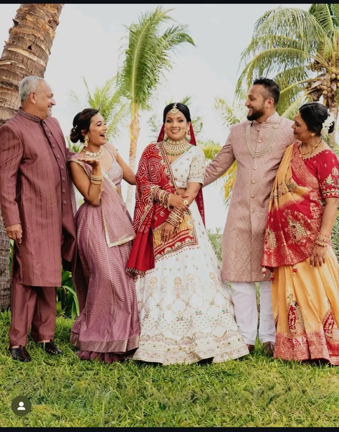 Nupur getting portraits pictures with family after her Hindu ceremony at Royalton Riviera Cancun